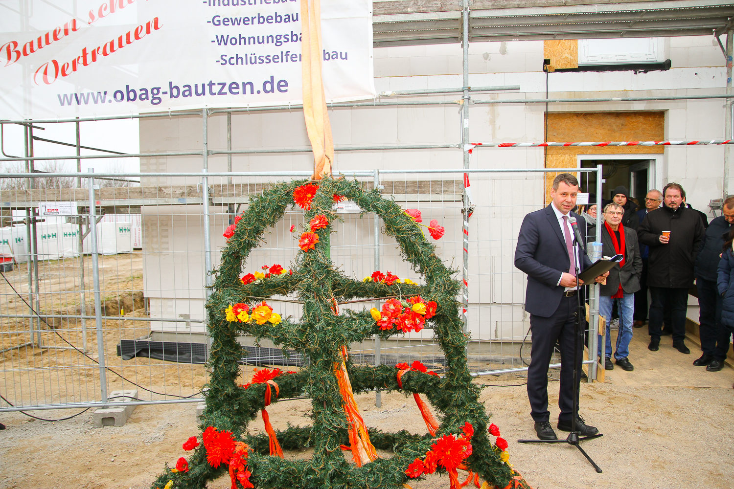 CHEPLAPHARM feiert Richtfest