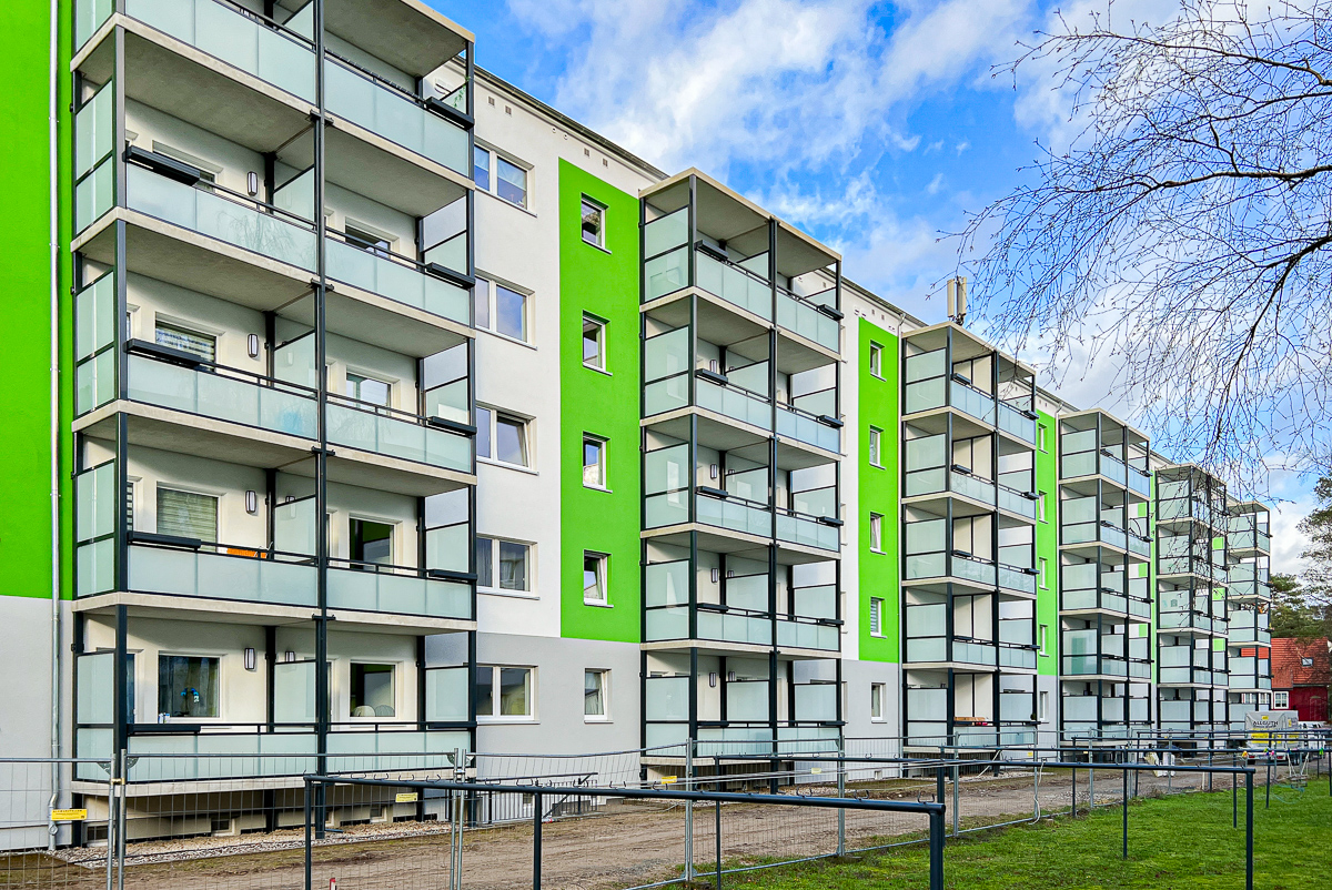 Abnahme und Übergabe von 54 WE in Riems